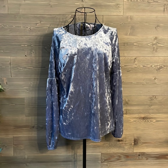 EUC LC, Lauren Conrad BoHo style velvet blue long sleeve top - Picture 1 of 7